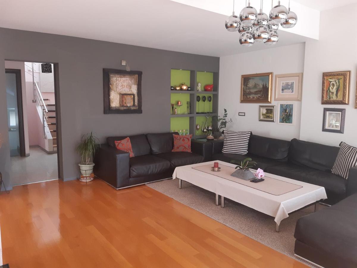 Apartments In Villa Azra Риека Экстерьер фото