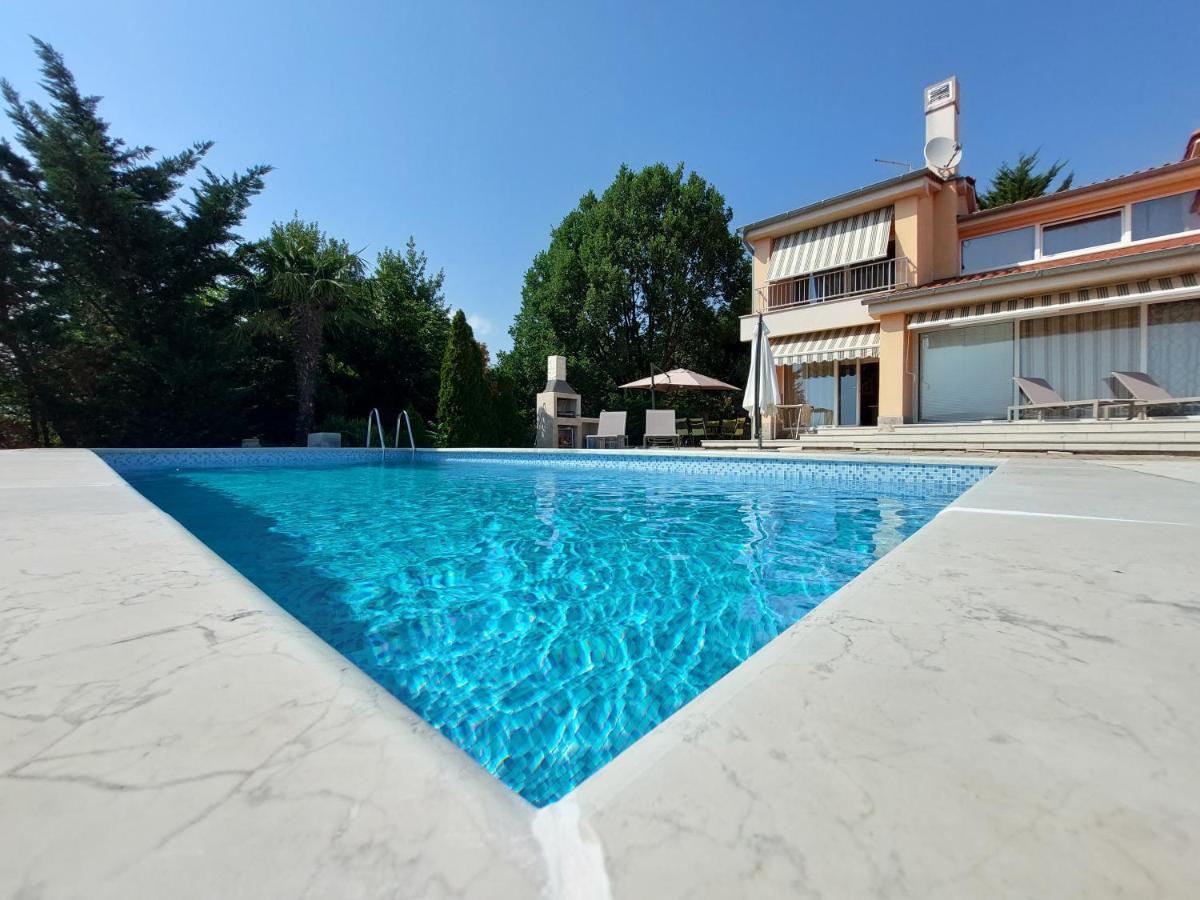 Apartments In Villa Azra Риека Экстерьер фото
