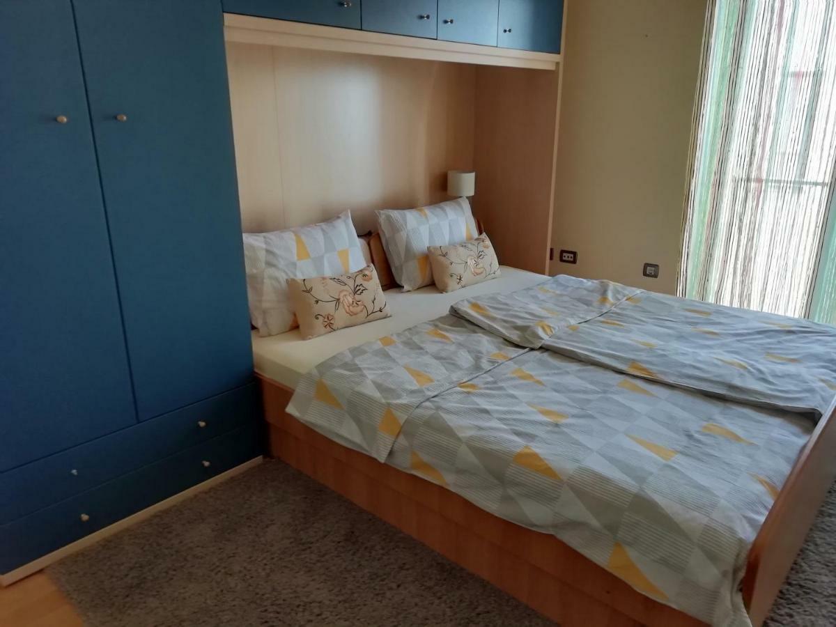 Apartments In Villa Azra Риека Экстерьер фото